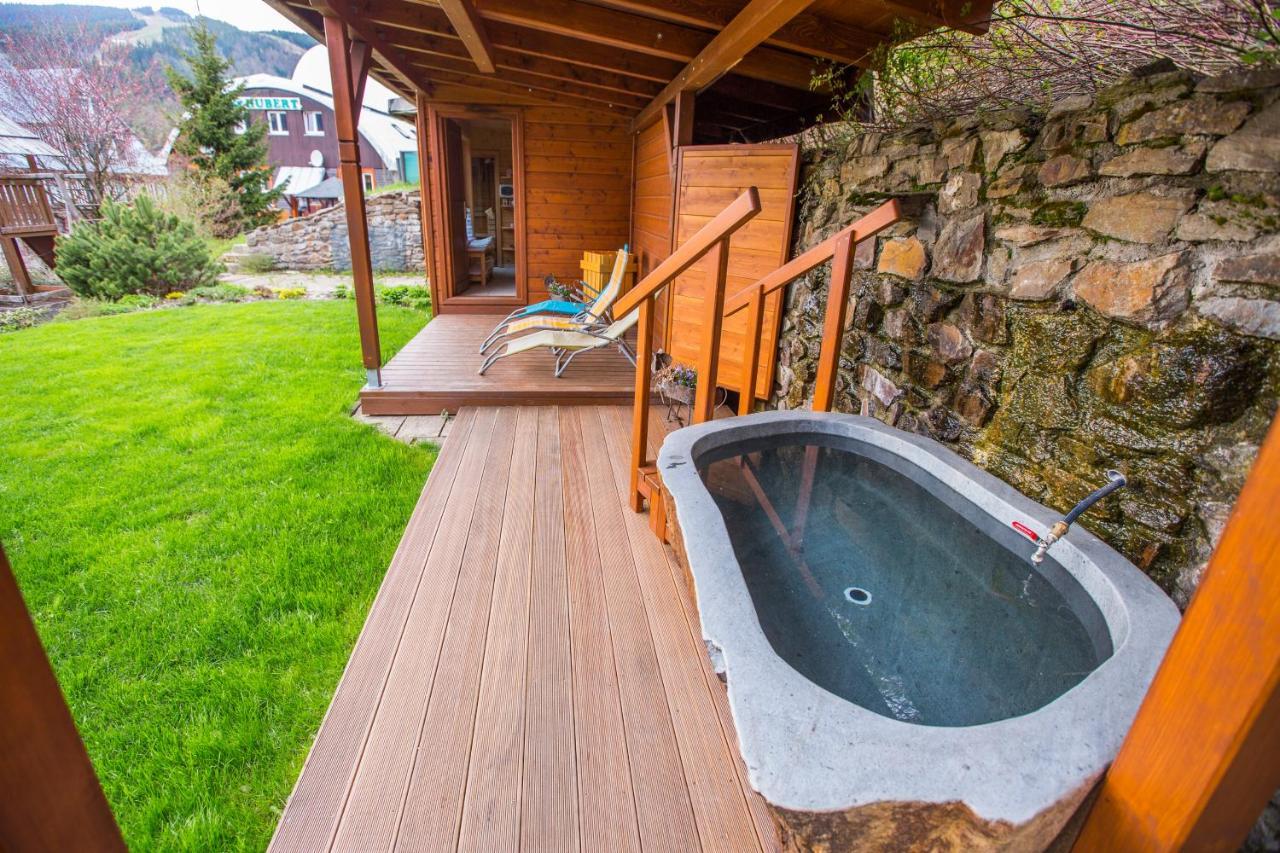 Happy House Apartments & Sauna Špindlerŭv Mlýn Kültér fotó